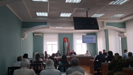 В Адыгее обсудили ключевые вопросы поддержки людей с инвалидностью